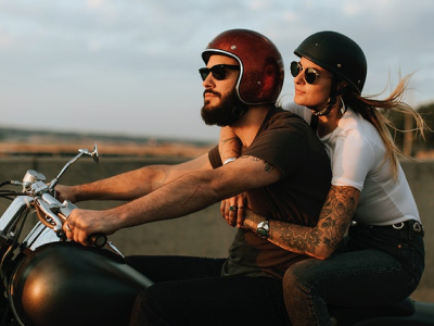 46 frases de moto para foto que expressam seu amor pelo ronco do motor