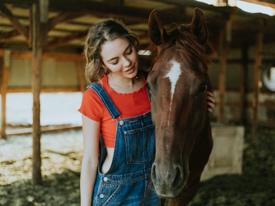 46 legendas para foto com cavalo que revelam a paixão pelo seu corcel