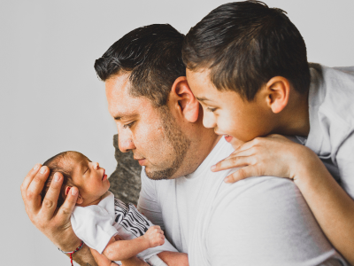 60 legendas para foto com marido e filho carregadas do amor da relação